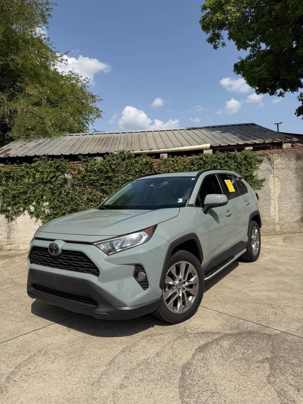 Toyota RAV4 XLE Premium 2020